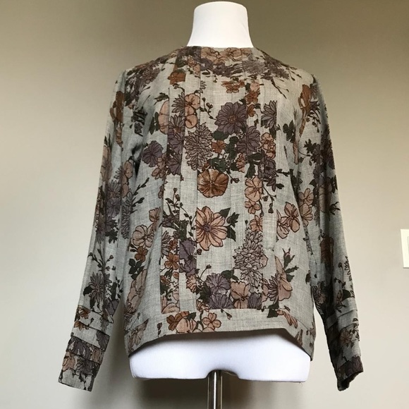 Pleated Cotton Handmade Floral Top - Picture 5 of 7